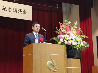 画像2-来賓挨拶（一般社団法人楽水会　松本和明会長）.jpg