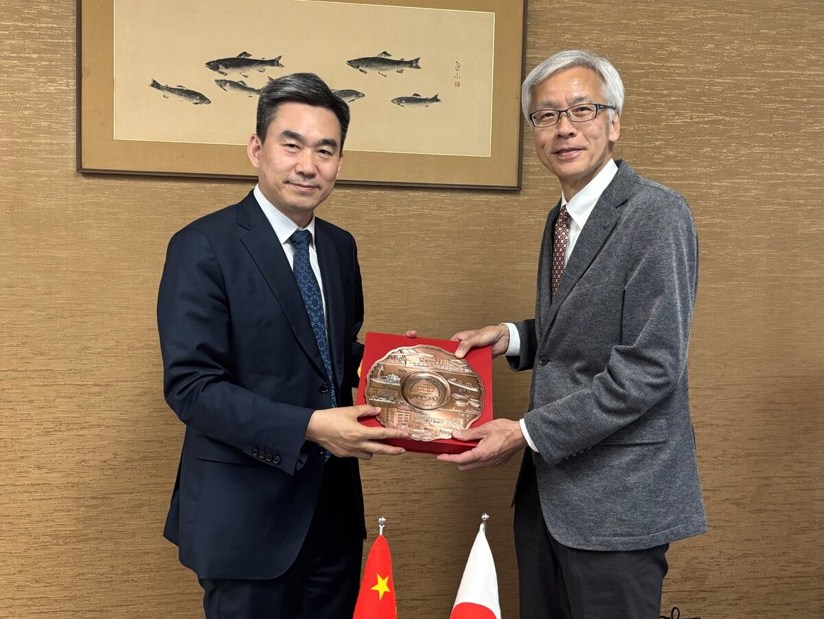 Image (12) - 記念品交換.jpg